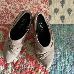 Guess size 7 beige suede heels